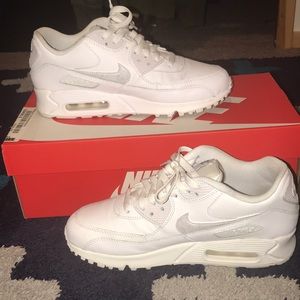 All white Nike air Max 90!